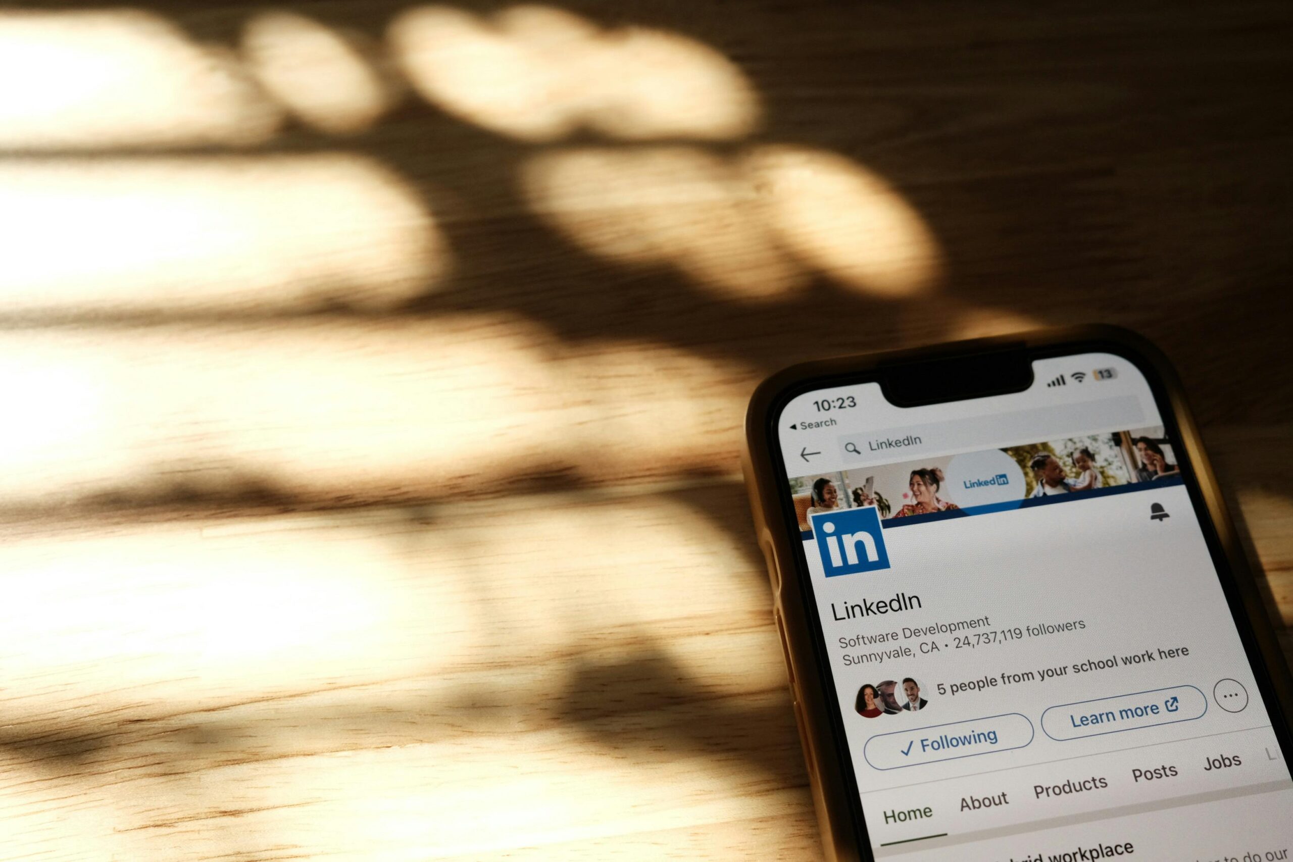 Como usar o LinkedIn para aumentar suas chances de contratação